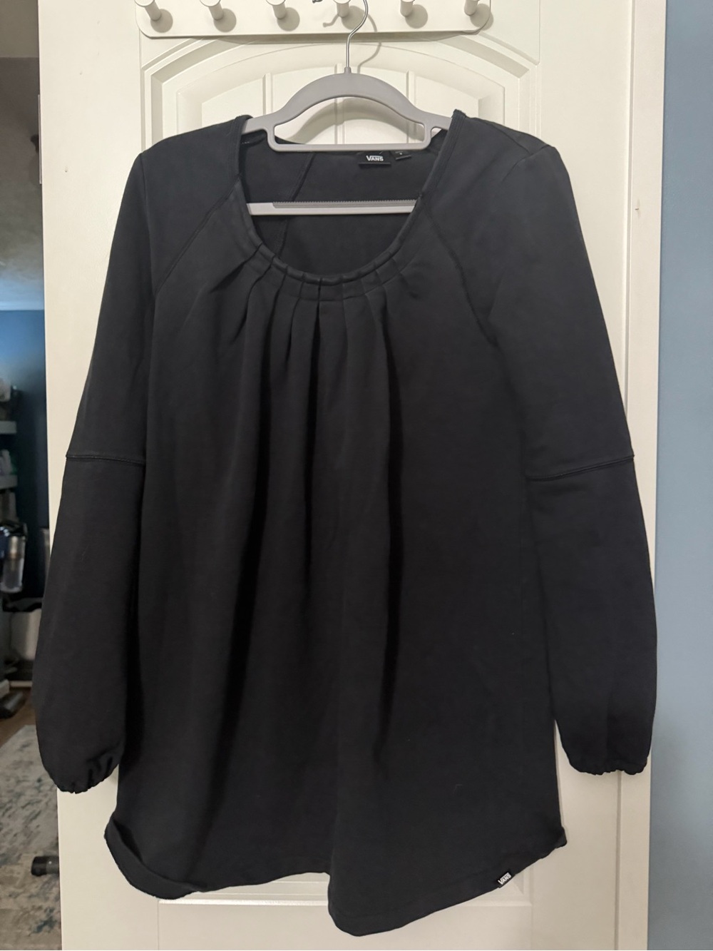 Vans Black Long Sleeve Pleated Scoop Neck Tunic